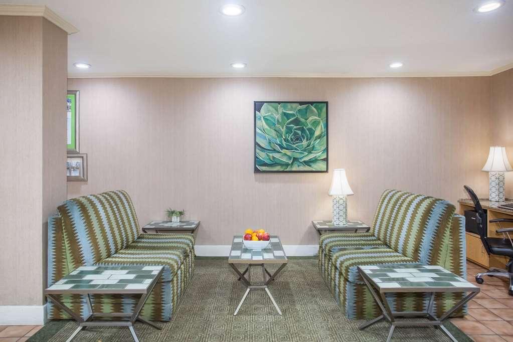 מלון Baymont By Wyndham Columbia, Mo מראה פנימי תמונה