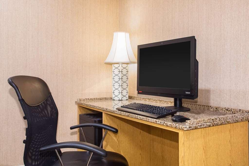 מלון Baymont By Wyndham Columbia, Mo מתקנים תמונה