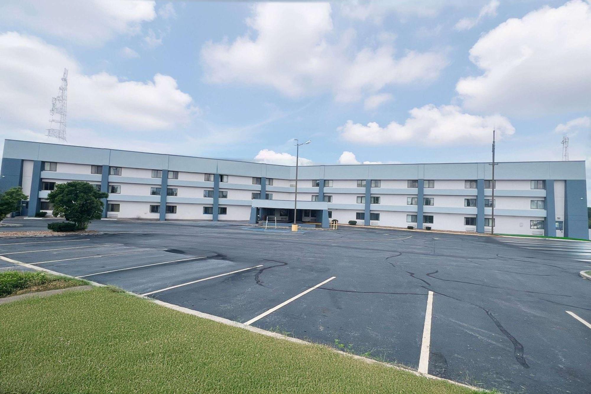 מלון Baymont By Wyndham Columbia, Mo מראה חיצוני תמונה